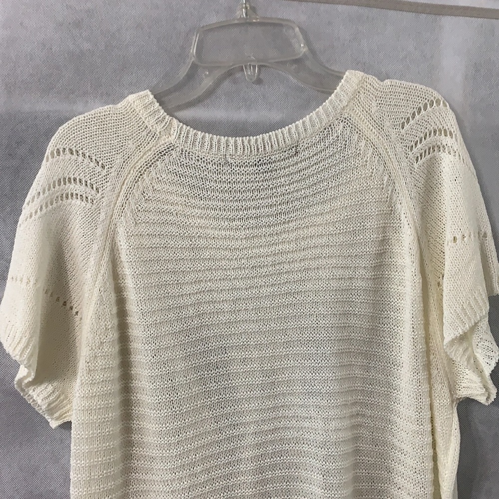 Light Sweater - Picture 5 of 5